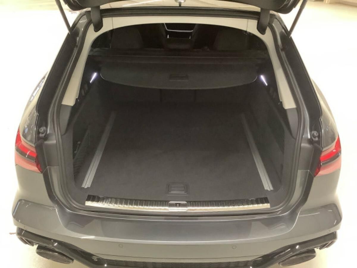 Audi RS6 PERFORMANCE, 305 km/h,  RS-Paket, Matrix, Sitzbel.