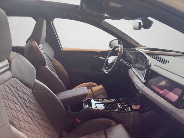 Audi Q6 e-tron Q6 SUV e-tron performance