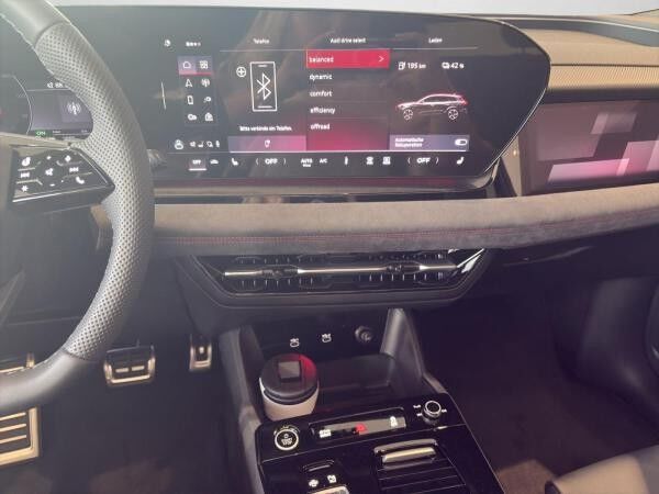 Audi Q6 e-tron Q6 SUV e-tron performance