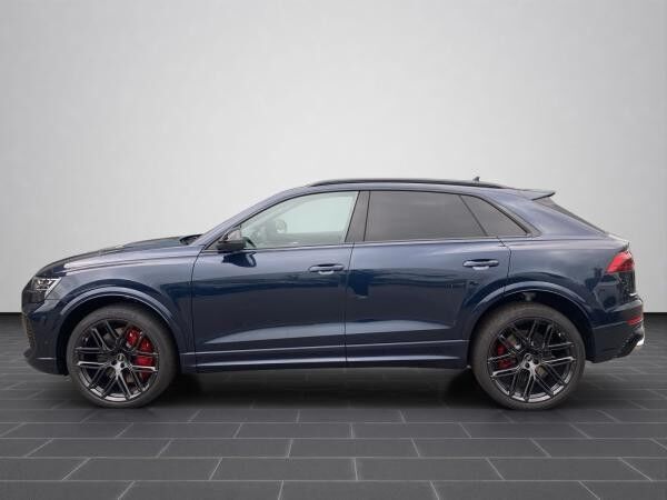 Audi RS Q8 SUV tiptronic