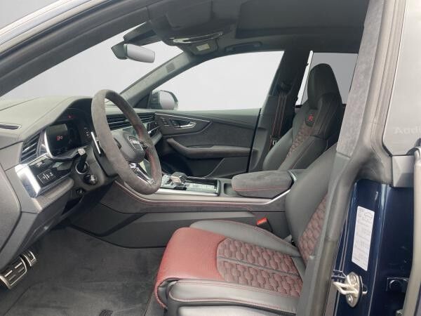 Audi RS Q8 SUV tiptronic