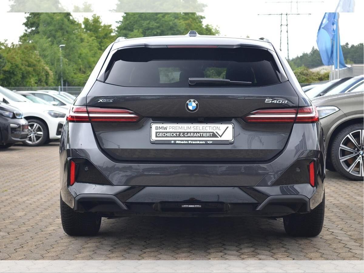 BMW 540 d Touring M-Sport, Bowers/Wilkins, Standhzg., Dr.Ass.Prof, Autobahnass., Park.Ass.Prof. uvm.