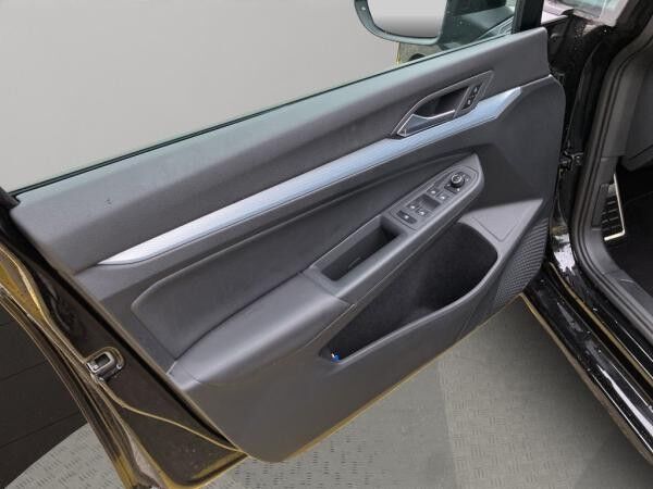 Volkswagen Golf VIII 2.0 TDI DSG Goal / SOFORT VERFÜGBAR !