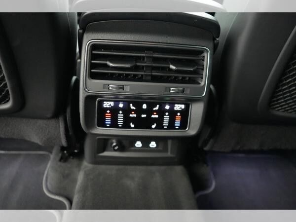 Audi Q7 55 TFSI qu. S line 7 Sitzer / SOFORT VERFÜGBAR !
