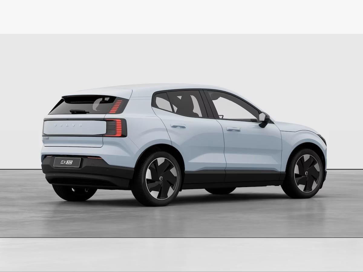 Volvo EX30 Single Motor Extended Range Plus *Hero Leasing für alle Super Chefs*