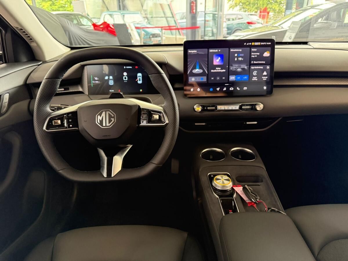 MG S5 EV Comfort Standard Range