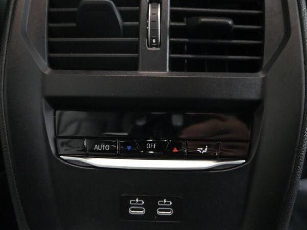 BMW M3 Competition xDrive Touring LC PROF+HUD+KAMERA+ESITZE+HK SOUND