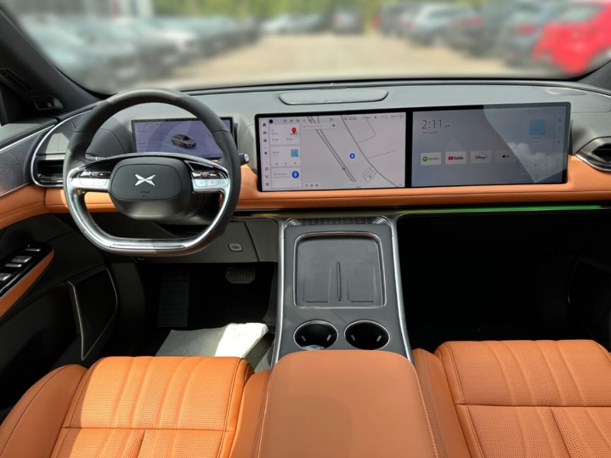XPENG G9 Standard Range RWD 78,2kWh Digitales Cockpit Memory Sitze