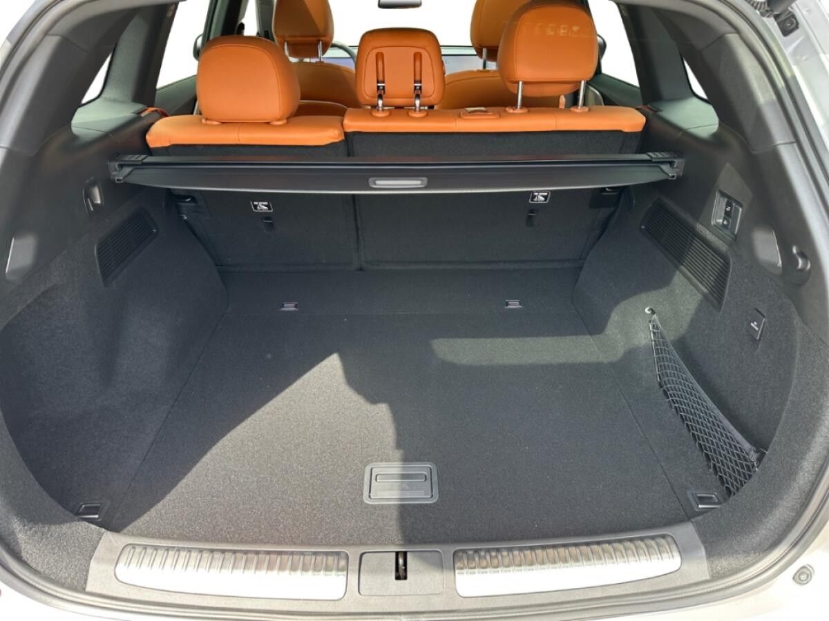 XPENG G9 Standard Range RWD 78,2kWh Digitales Cockpit Memory Sitze