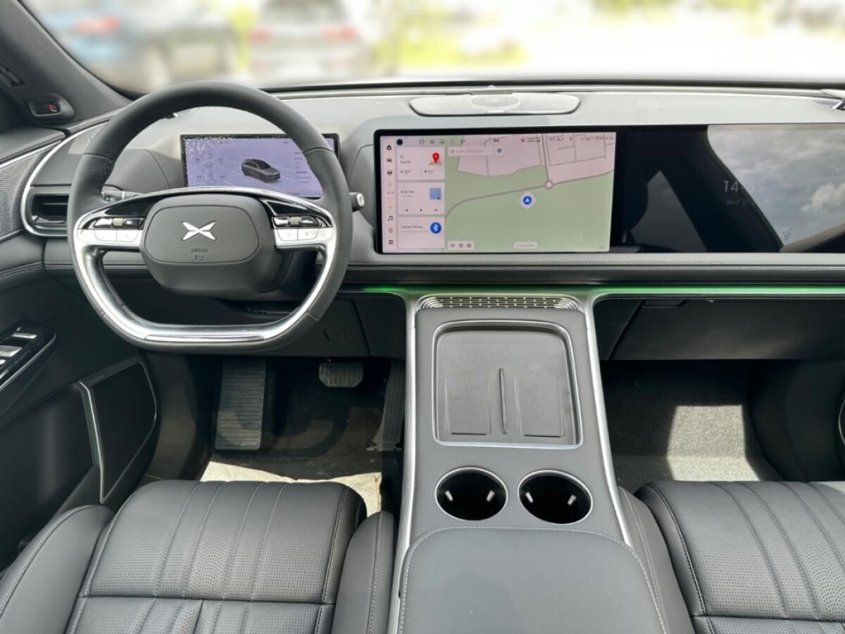 XPENG G9 Standard Range RWD 78,2kWh Navi Digitales Cockpit Memory Sitze