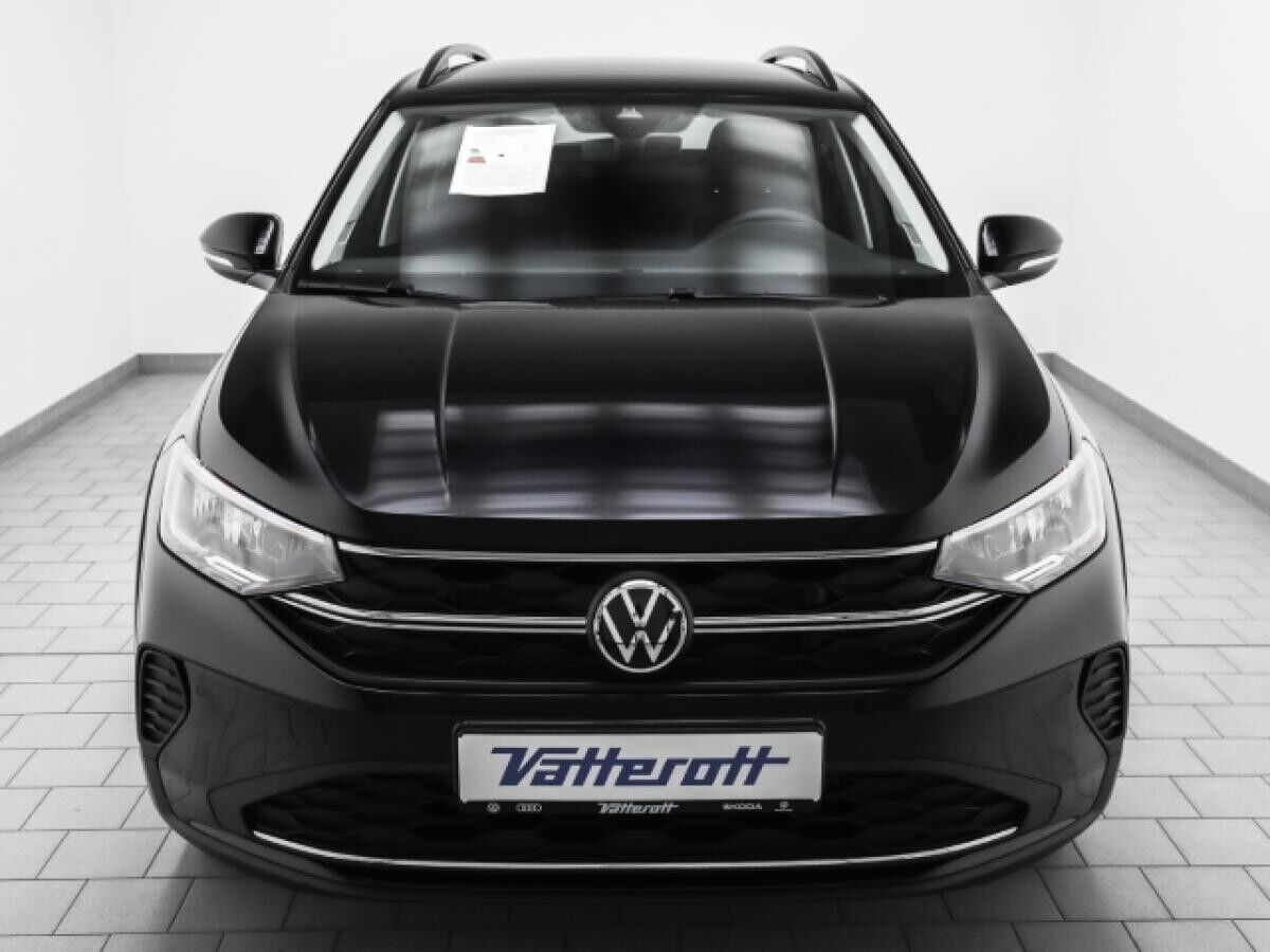 Volkswagen Taigo ENERGY 1.0 TSI Ganzjahresreifen