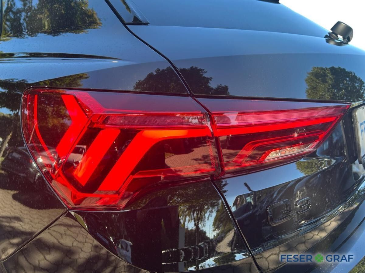 Audi Q3 S line 40 TFSI quattro 26% Sondernachlass