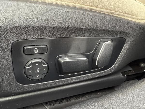 BMW 330 e xDrive Touring M Sport PRO Stop&Go Pano AHK