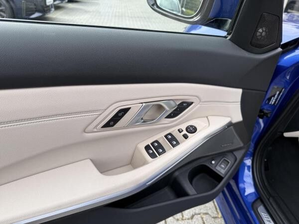 BMW 330 e xDrive Touring M Sport PRO Stop&Go Pano AHK
