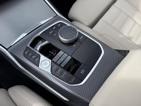 BMW 330 e xDrive Touring M Sport PRO Stop&Go Pano AHK