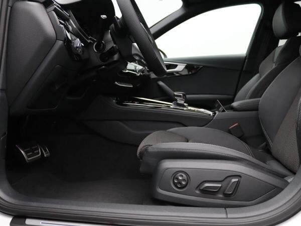 Audi A4 Avant competition edition 40 TFSI S-tronic