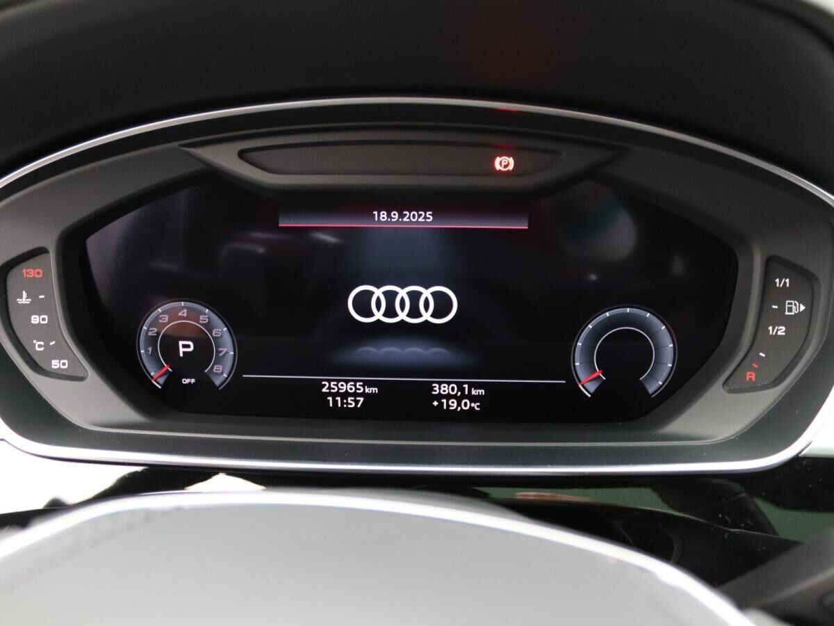 Audi S8 TFSI quattro / Pano, Standh, AHK, B&O, OLED
