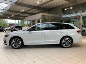 Skoda Octavia Combi Sportline 1,5 TSI 6-Gang-Schaltgetriebe Sofort Verfügbar