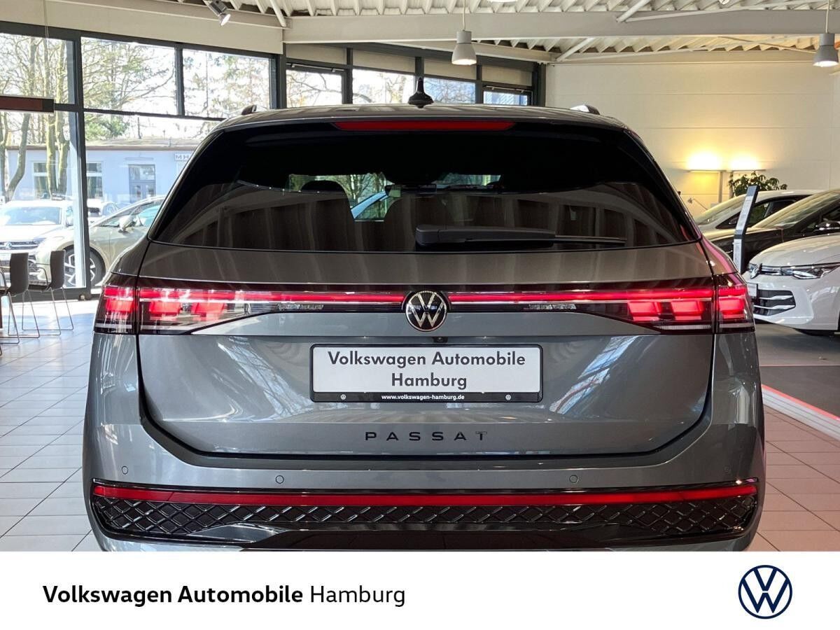 Volkswagen Passat R-Line 2,0 l TDI SCR 7-Gang-Doppelkupplungsgetriebe DSG