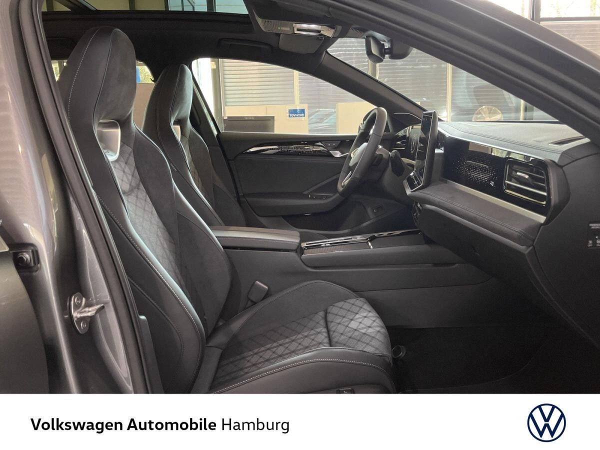 Volkswagen Passat R-Line 2,0 l TDI SCR 7-Gang-Doppelkupplungsgetriebe DSG