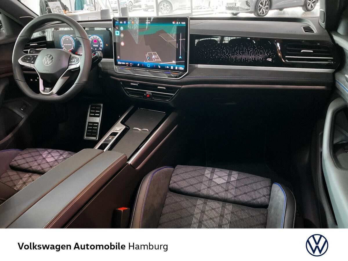 Volkswagen Passat R-Line 2,0 l TDI SCR 7-Gang-Doppelkupplungsgetriebe DSG