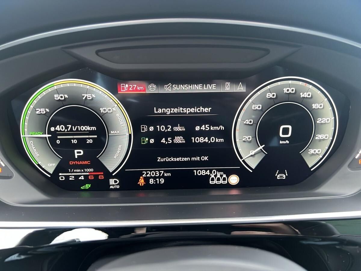 Audi A8 60 TFSIe qu. Pano Matrix LM 20" Navi ACC Soft Close