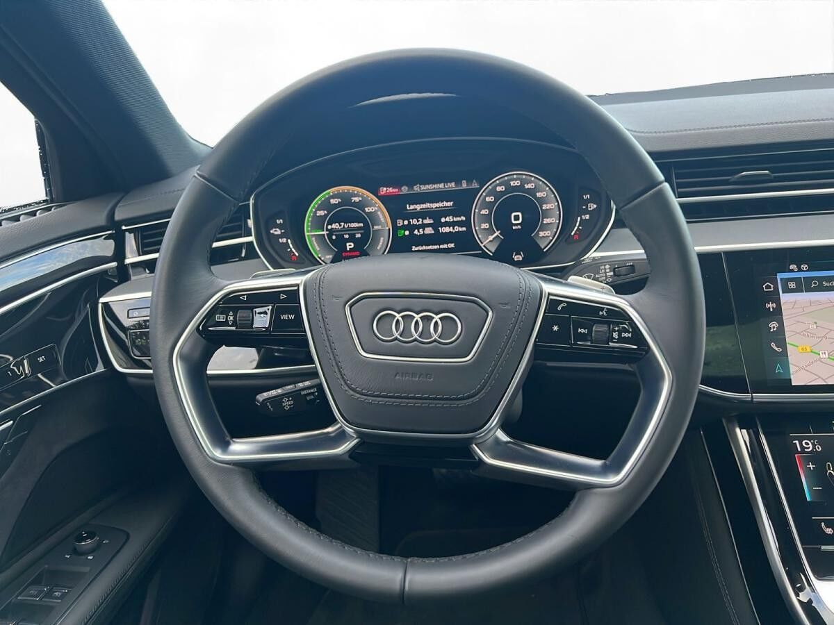 Audi A8 60 TFSIe qu. Pano Matrix LM 20" Navi ACC Soft Close