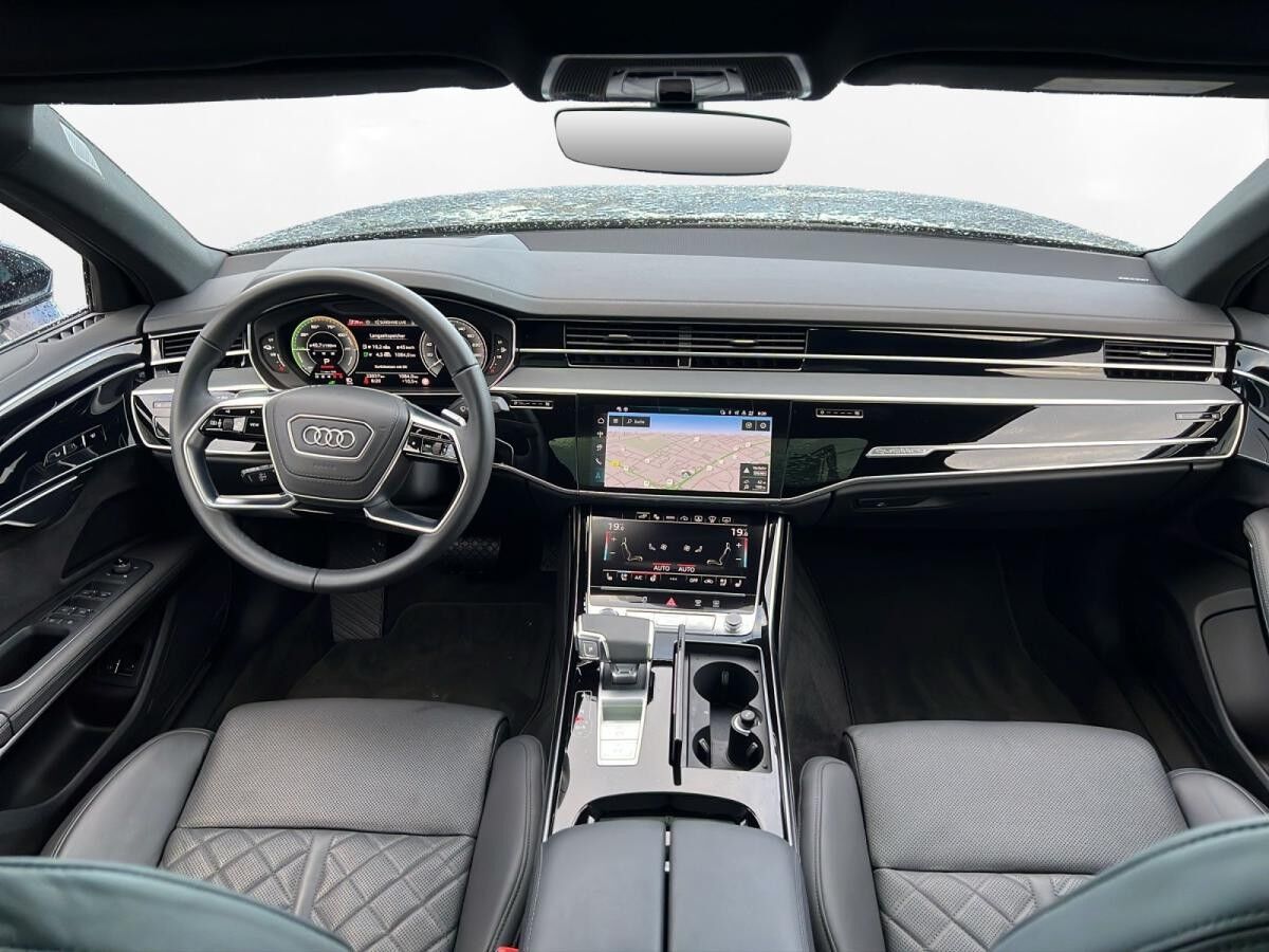 Audi A8 60 TFSIe qu. Pano Matrix LM 20" Navi ACC Soft Close