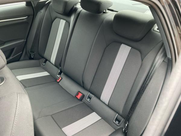 Audi A3 Limousine advanced 35 TFSI ACC AHK Memory