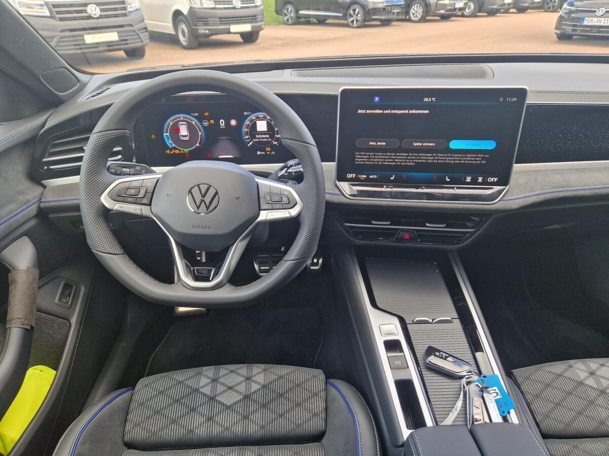 Volkswagen Passat Variant R-Line 2,0 l TDI SOFORT VERFÜGBAR!