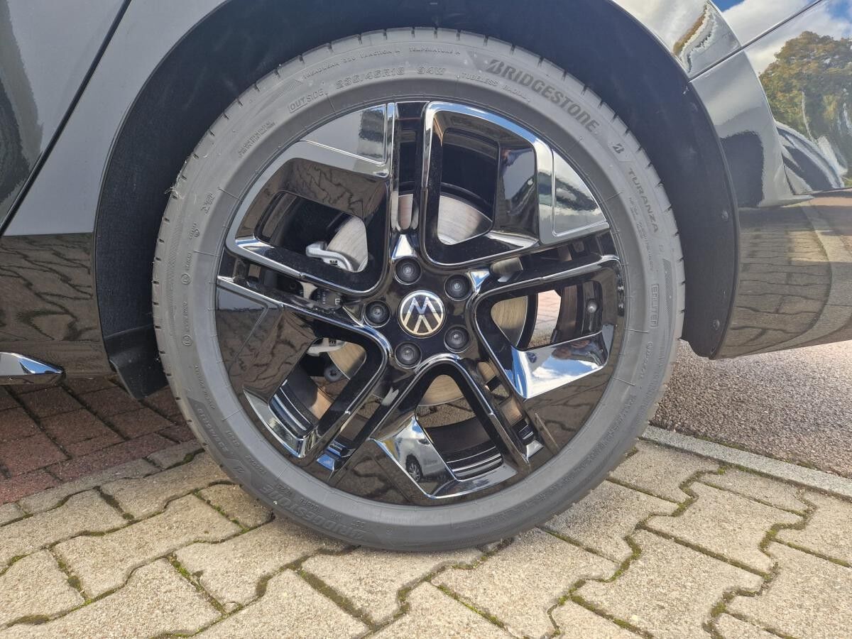 Volkswagen Passat Variant R-Line 2,0 l TDI SOFORT VERFÜGBAR!