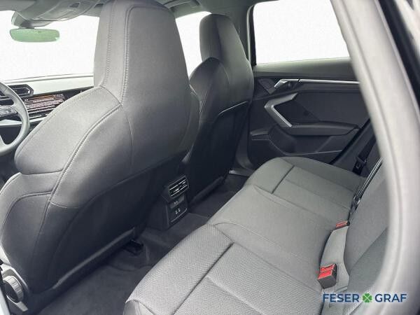 Audi A3 Sportback Advanced 35 TFSI 6 Gang- AHK - NAVI