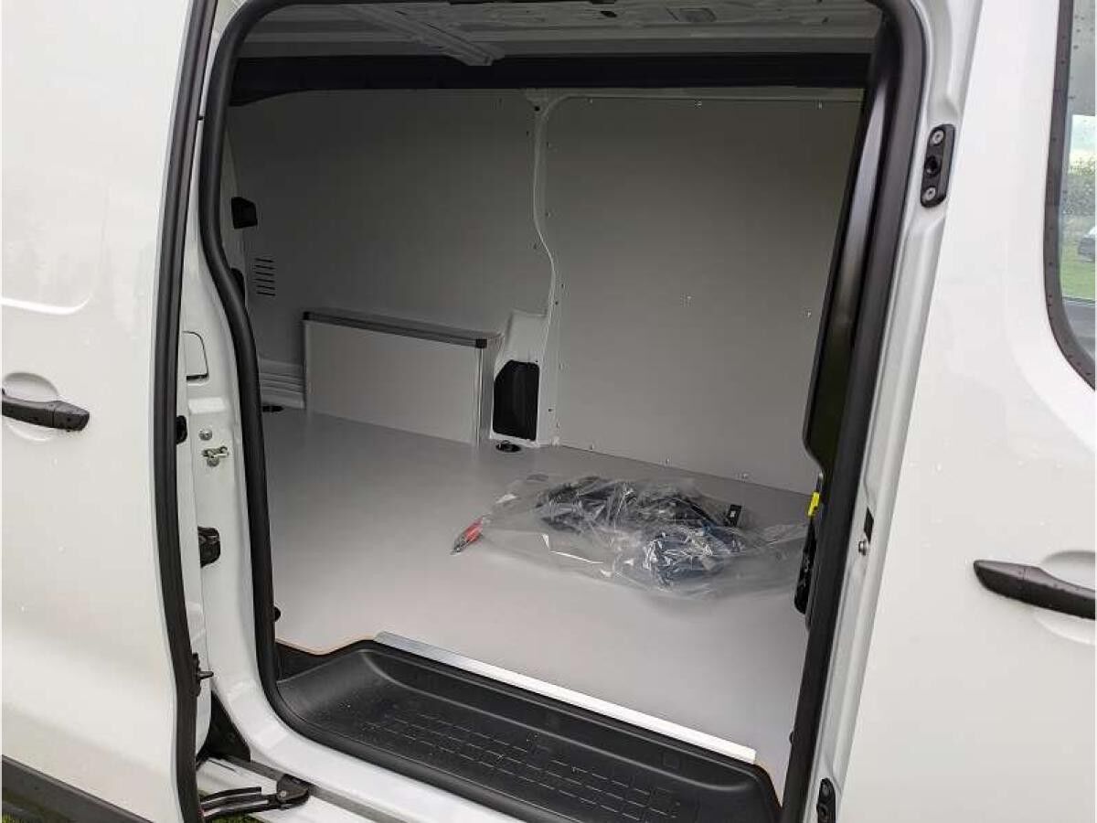 Peugeot Expert Kasten Lang 2.0 HDi 145 EAT8 LED Rückfahrkam. Temp PDC Berganfahrass.