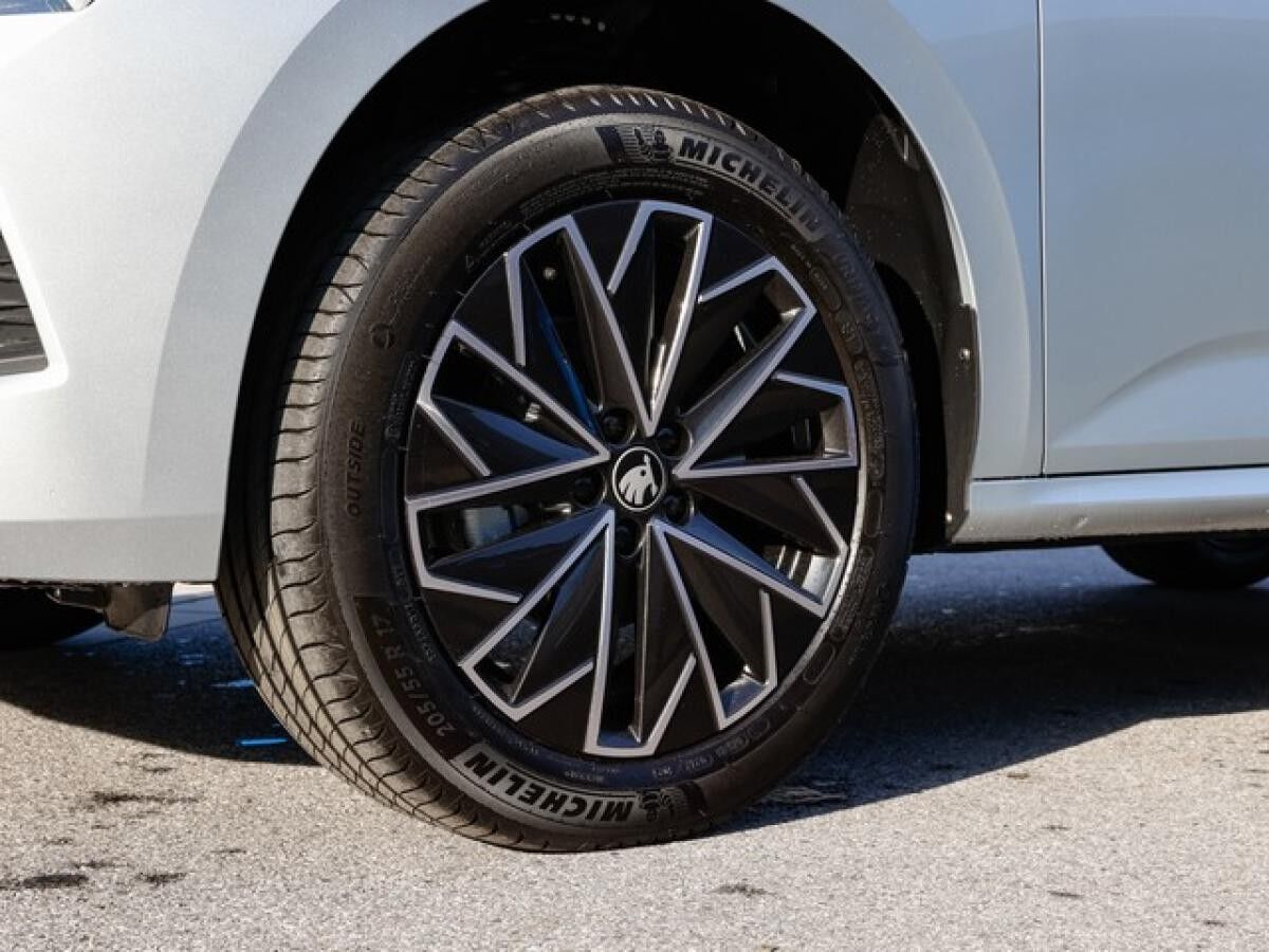 Skoda Kamiq Tour 1.0 TSI 6-Gang-Schaltgetriebe