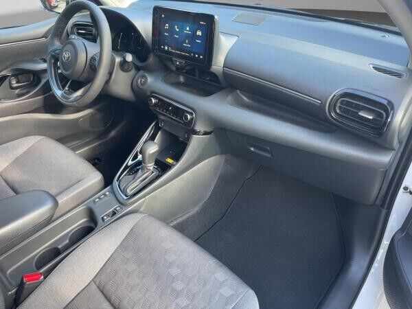 Toyota Yaris 5-Türer Teamplayer 1,5-l-VVT-iE Hybrid Syst. 85kW (116 PS)  Automatikgetriebe - Comfort Paket