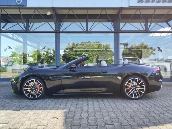 Maserati GranCabrio 3.0 V6 405kW Trofeo Auto AWD