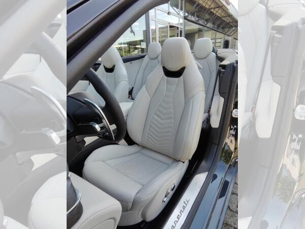 Maserati GranCabrio 3.0 V6 405kW Trofeo Auto AWD