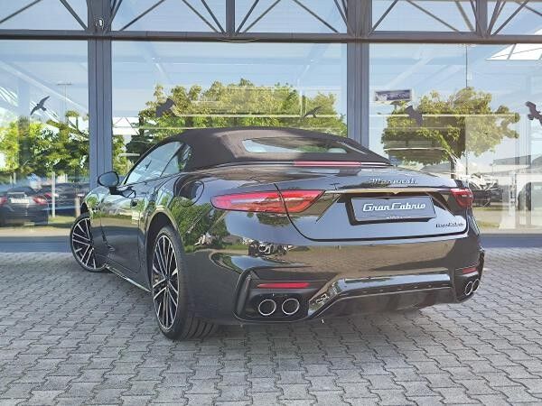 Maserati GranCabrio 3.0 V6 405kW Trofeo Auto AWD