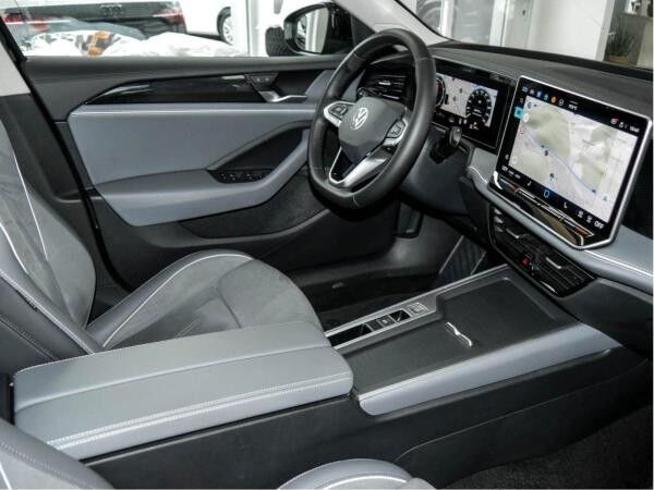 Volkswagen Passat Business 1.5 eTSI DSG ACC AHK Ergo Active NAVI Side Assist