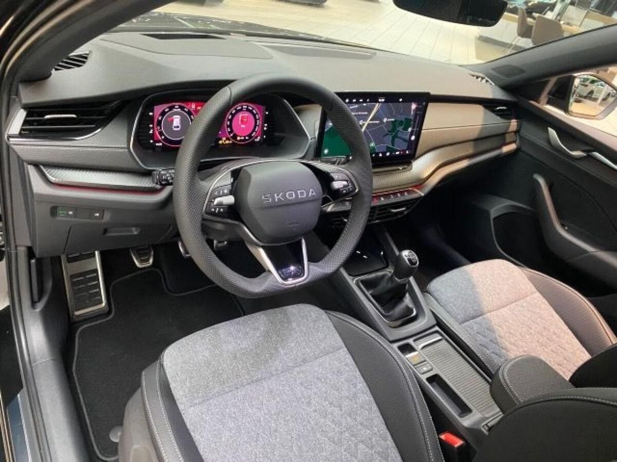 Skoda Octavia Combi Sportline 1,5 TSI 6-Gang-Schaltgetriebe Sofort Verfügbar