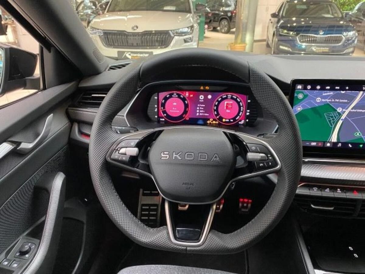 Skoda Octavia Combi Sportline 1,5 TSI 6-Gang-Schaltgetriebe Sofort Verfügbar