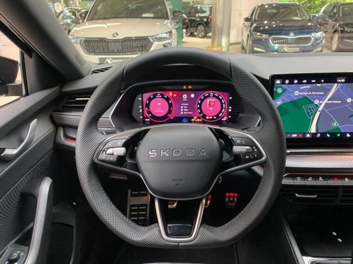 Skoda Octavia Combi Sportline 1,5 TSI 6-Gang-Schaltgetriebe Sofort Verfügbar