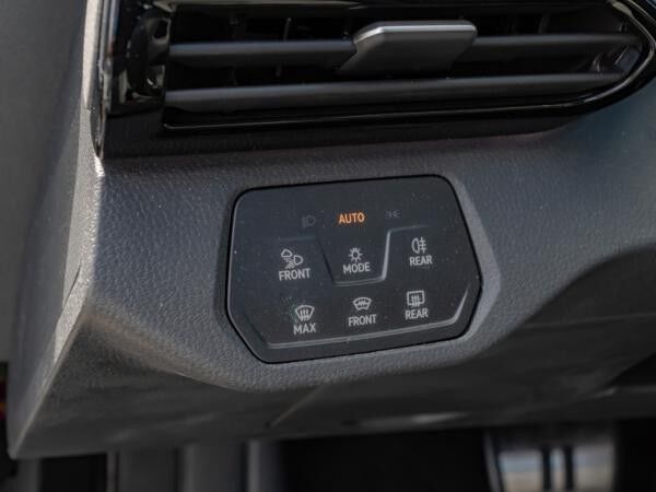 Volkswagen ID.4 Pro electric 210kW mit Infotainment-Paket