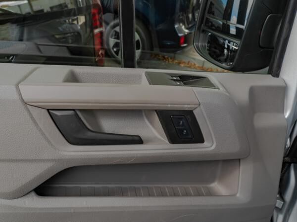 Volkswagen Crafter 30 MR Hochdach **sofort verfügbar**