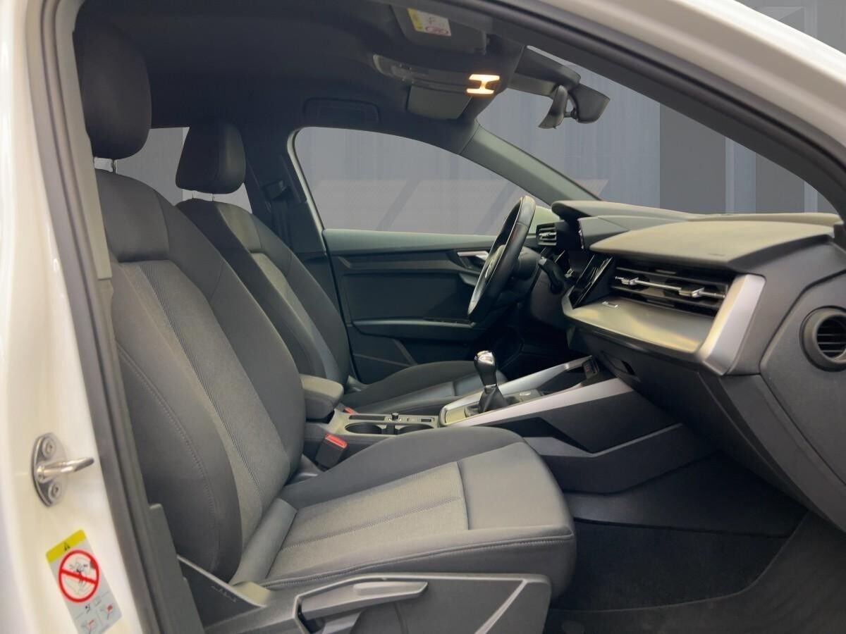 Audi A3 SPORTBACK 30 1.0 TFSI S-LINE BUSINESS SHZ PDC