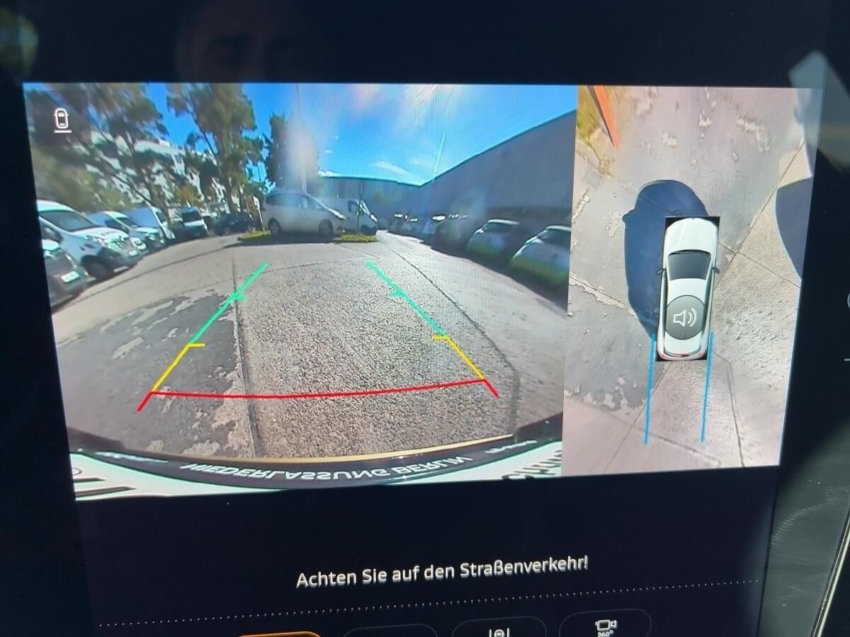 Renault Megane E-Tech E-TECH 220 Iconic E-Tech