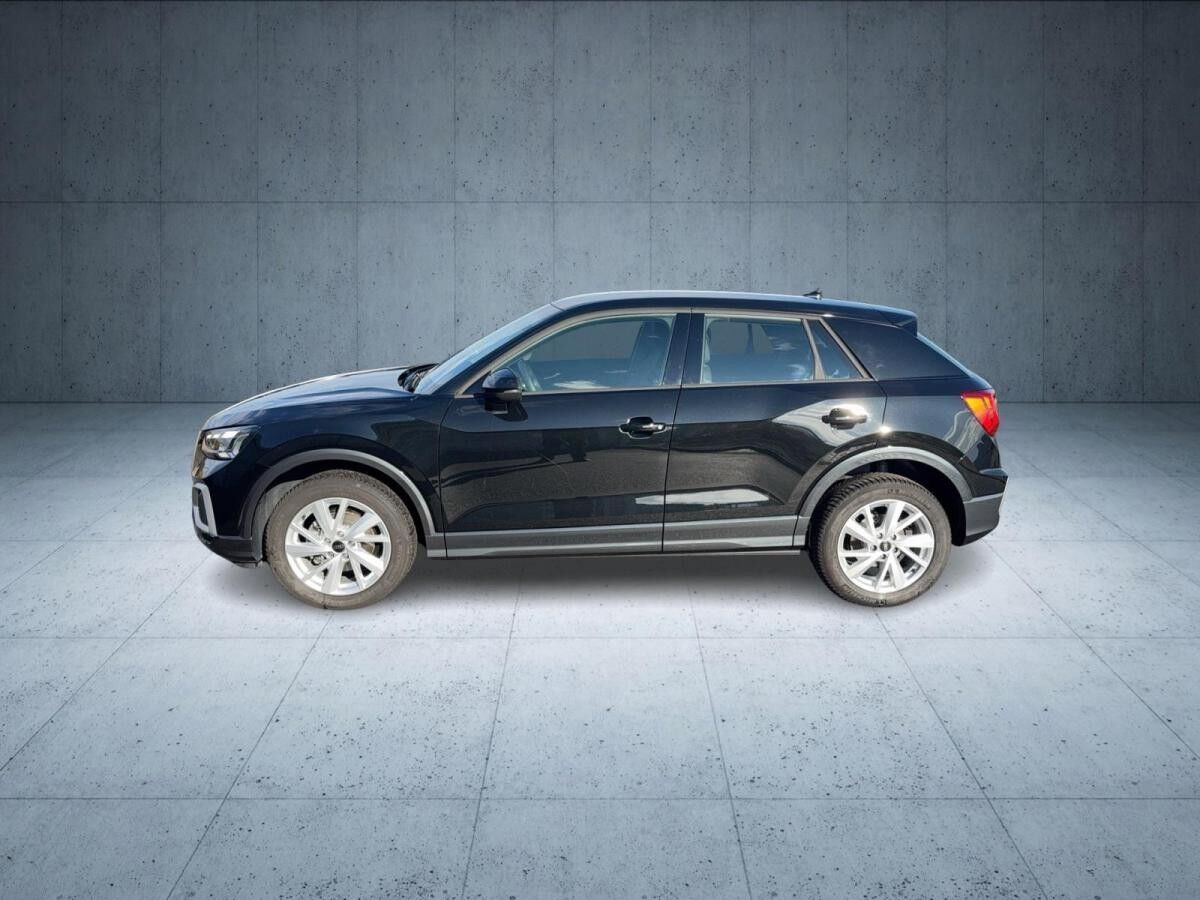 Audi Q2 advanced 35 TFSI S tr. Matrix ACC AHK Navi 17