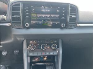 Skoda Karoq 1.0 TSI Selection *PRIVAT*SOFORT*incl. LED l SHZ l DAB l PDChi  I SMARTLINK*