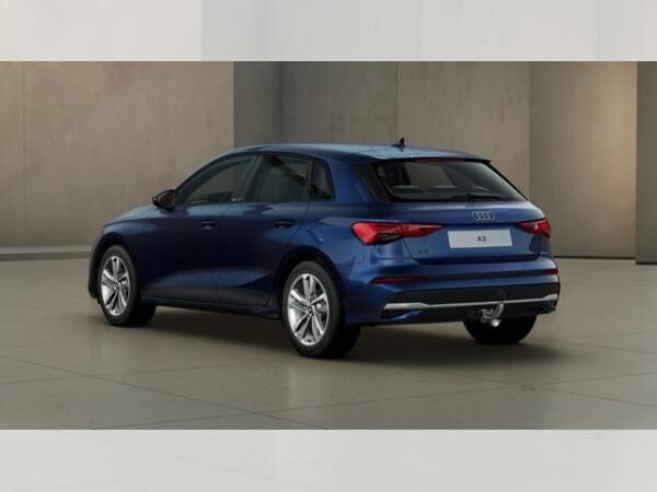 Audi A3 Sportback Advanced 30 TFSI, AHK, LED, 8 Fach bereift