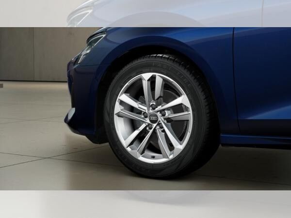 Audi A3 Sportback Advanced 30 TFSI, AHK, LED, 8 Fach bereift